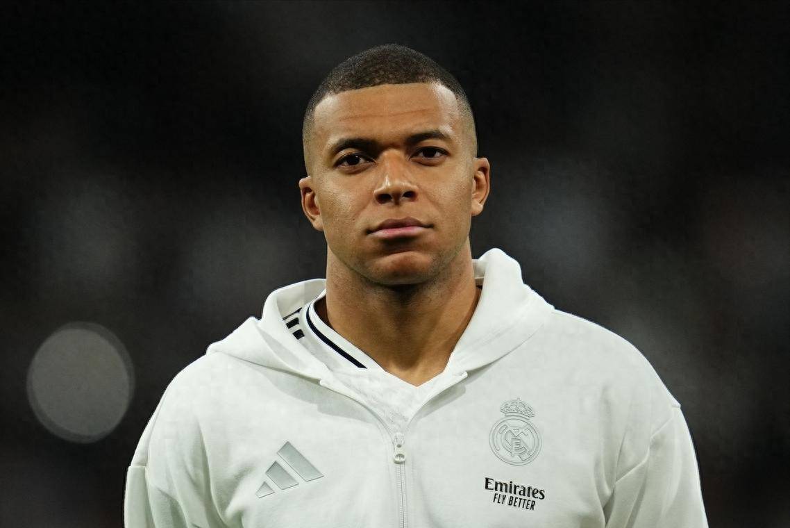 开云电子游戏 -姆巴佩重返赛场，重要助攻首场状态出色，老鹰观众沸腾！的简单介绍