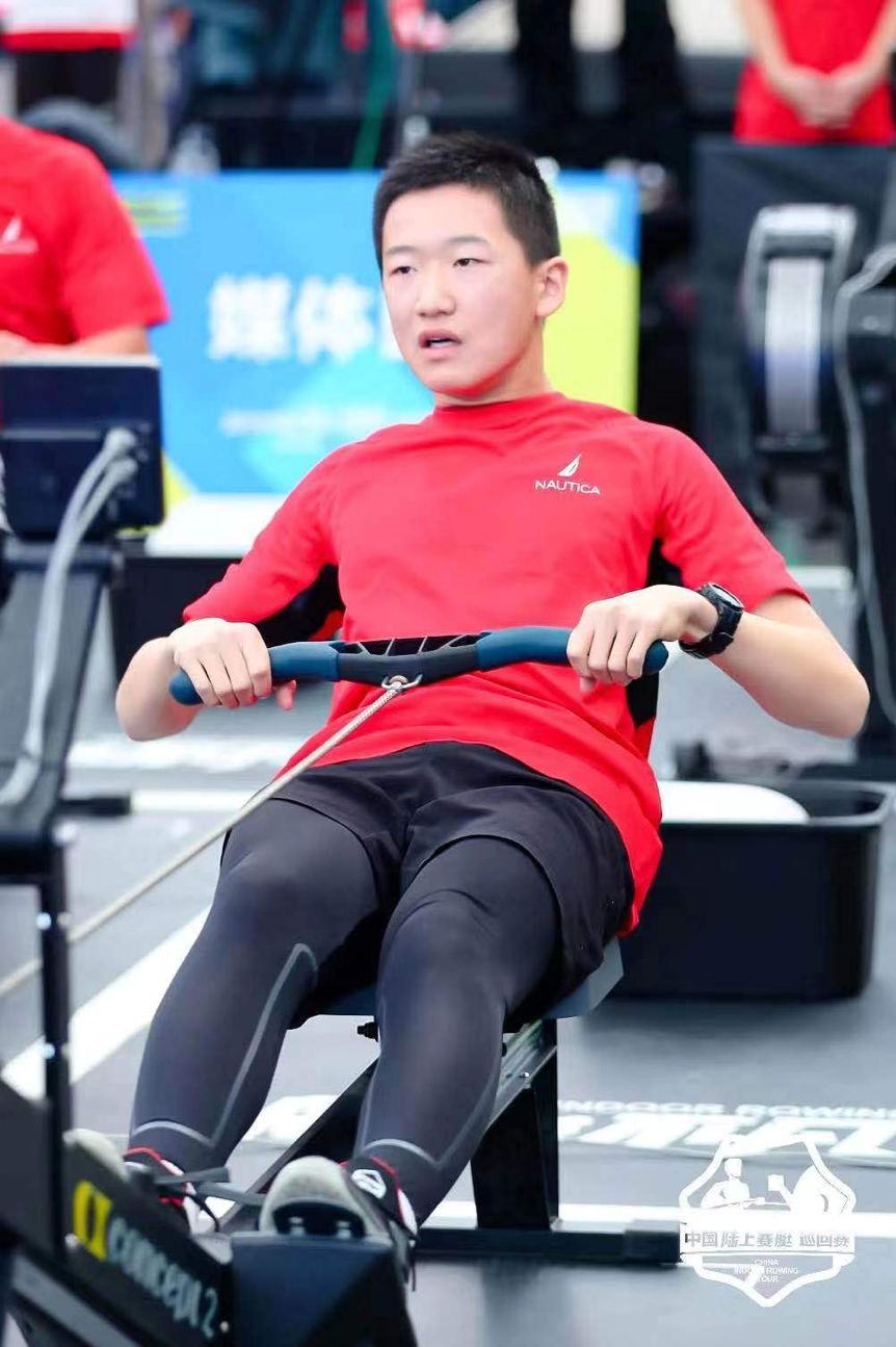 开云彩票 -赛艇巡回赛上演强强对话，南城貔貅队淘汰对手姑苏灰熊队，战术调整见效；客场静默反击的简单介绍