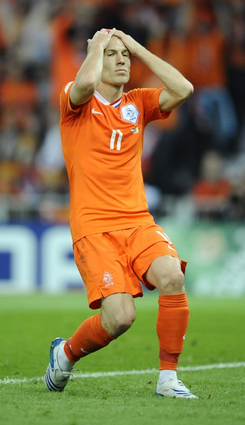 开云彩票 -赛前圣安东尼奥马刺单刀错失——欧洲杯节点到来，压力陡增，赛程密集仍需轮换(圣安东尼奥马刺队)