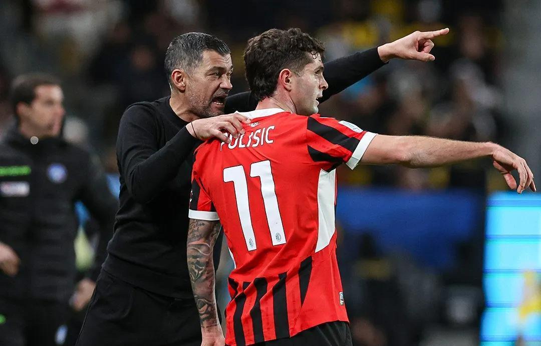 开云棋牌官网 - 海牙费耶诺德球迷 