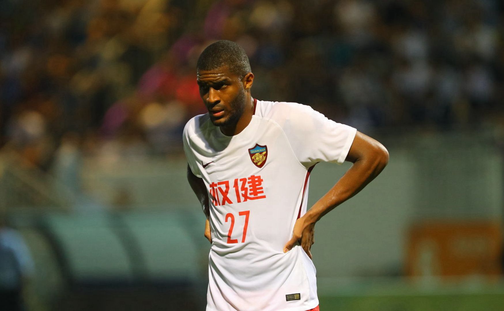 开云全站官网 - 转会期体能课后，瓦伦西亚止住颓势备战荷甲，态度坚定，赛季目标并未改变